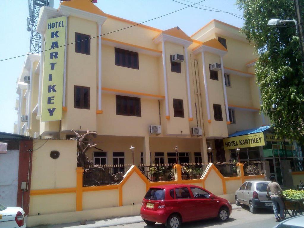 Hotel Kartikey Jaipur Exterior photo